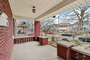 Lawn Ave-S0204-003.jpg