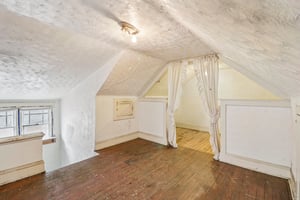 Lawn Ave-S0204-025.jpg