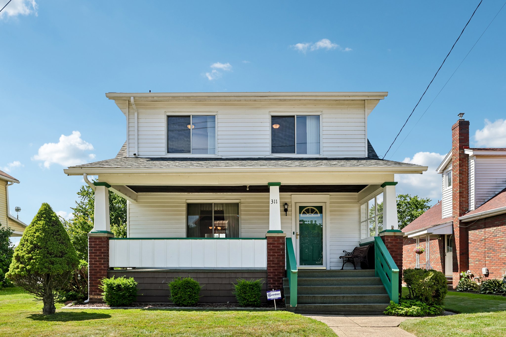 Line Ave-S1706-003.jpg
