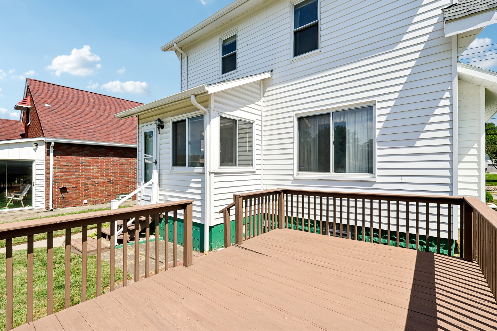 Line Ave-S1706-041.jpg
