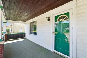 Line Ave-S1706-005.jpg