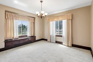 Line Ave-S1706-013.jpg