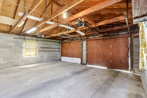 Line Ave-S1706-034.jpg