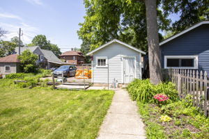  Photo 30
