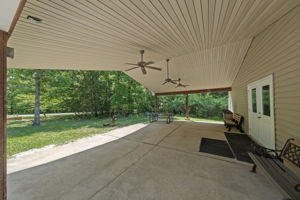 It is beautifully updated with a kitchen and bathroom, and can be rented by residents for parties, reunions, and events.