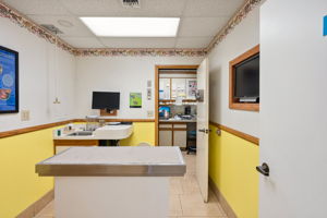311 N Santa N Anita Avenue-42