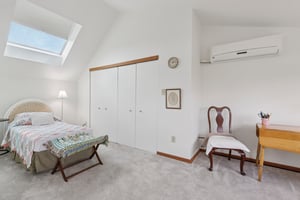 Oxbridge Ct-S1609-032.jpg