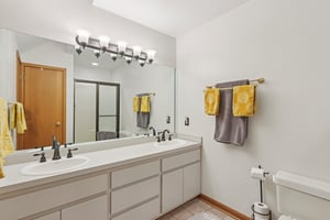 Oxbridge Ct-S1609-038.jpg
