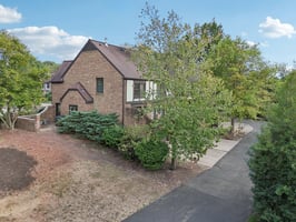 Oxbridge Ct-S1609-082.jpg