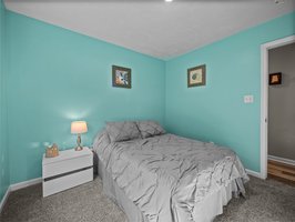  Photo 40