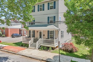 Saint Mary St-S1705-059.jpg