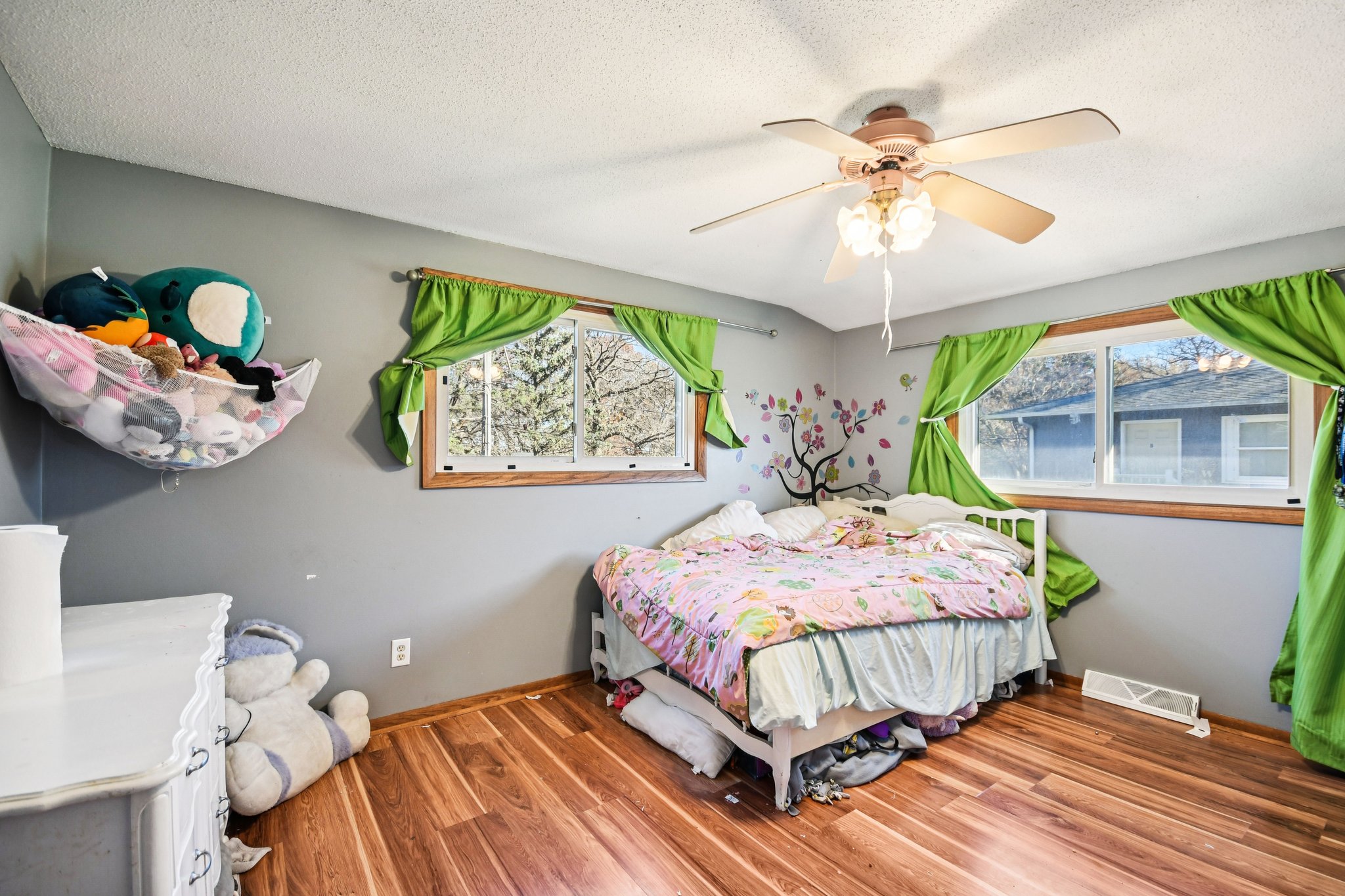 Seminole Ave-S0411-022.jpg