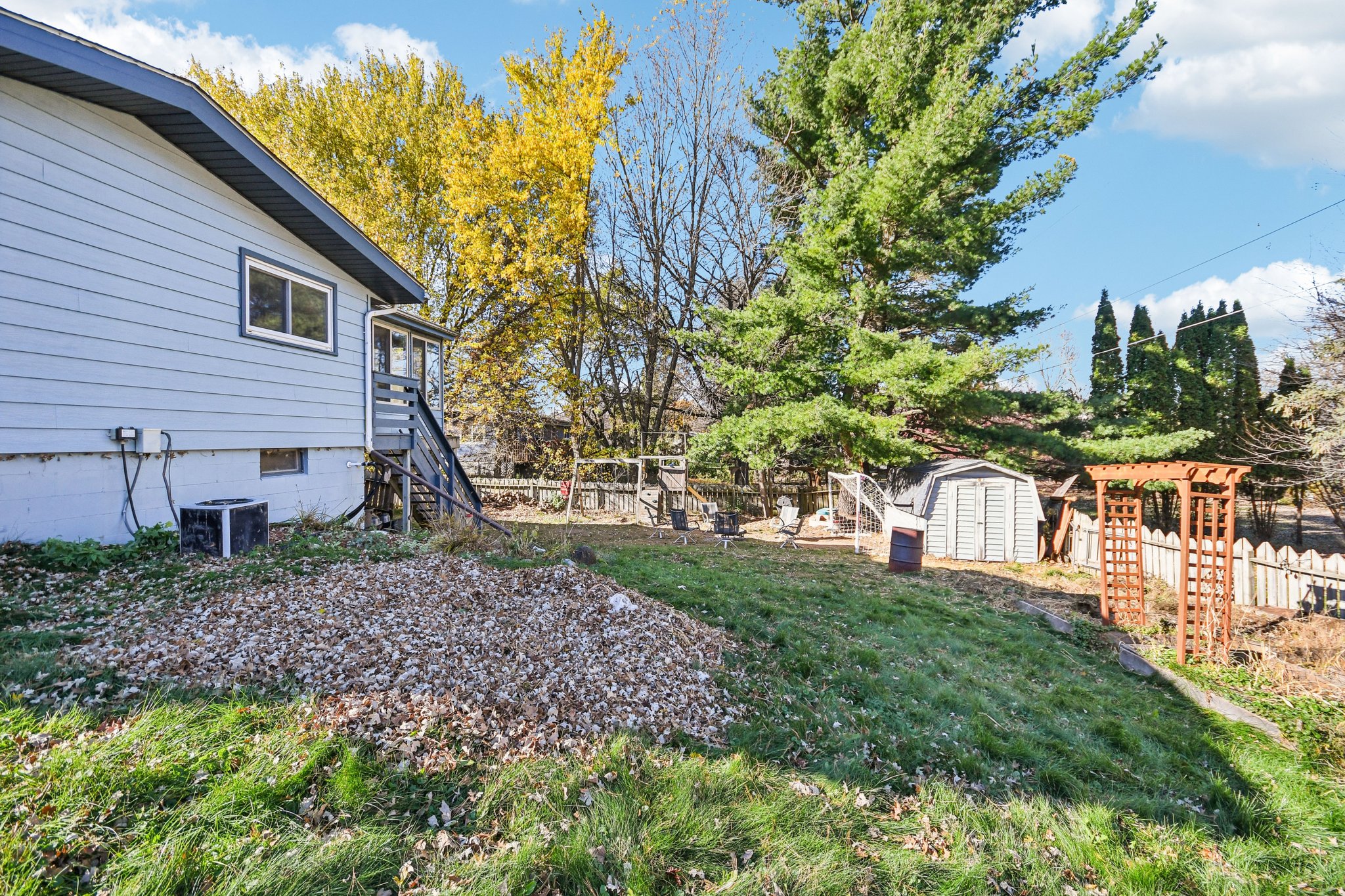 Seminole Ave-S0411-057.jpg