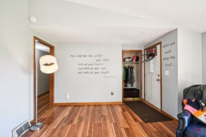 Seminole Ave-S0411-011.jpg