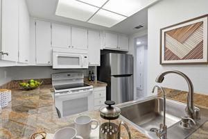 015_F8_311 Tradewinds Dr