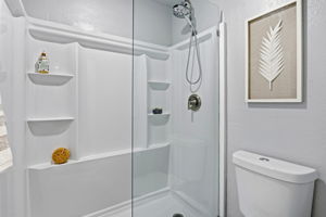 027_F8_311 Tradewinds Dr