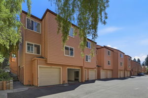 039_F8_311 Tradewinds Dr