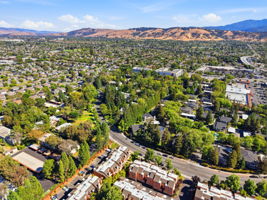 012_F8_AERIAL_311 Tradewinds Dr