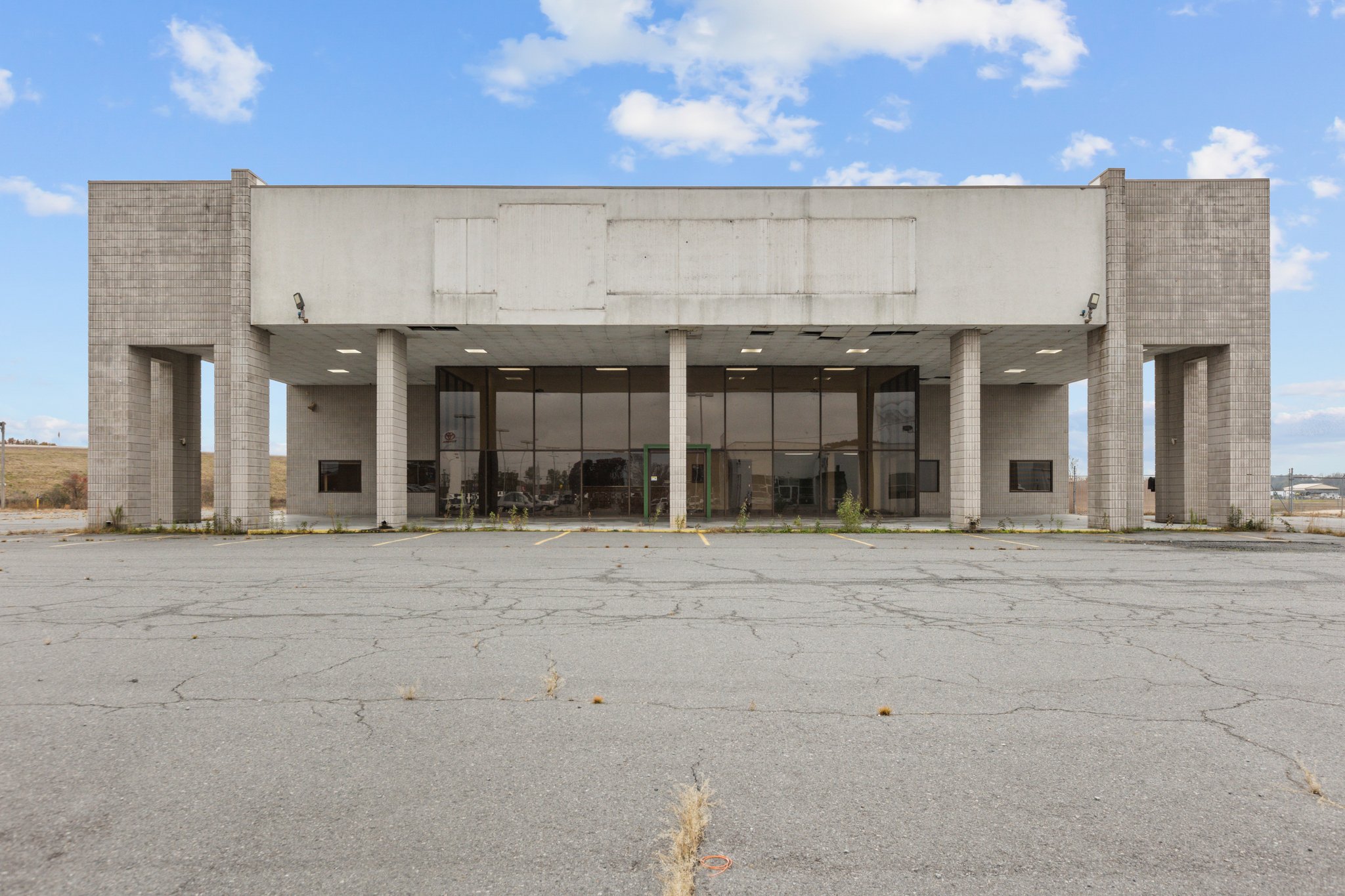 Commercial in Pine Bluff, Arkansas, real estate media by Avery & Bryant