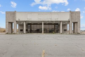 Commercial real estate media in Pine Bluff, Arkansas by Avery & Bryant