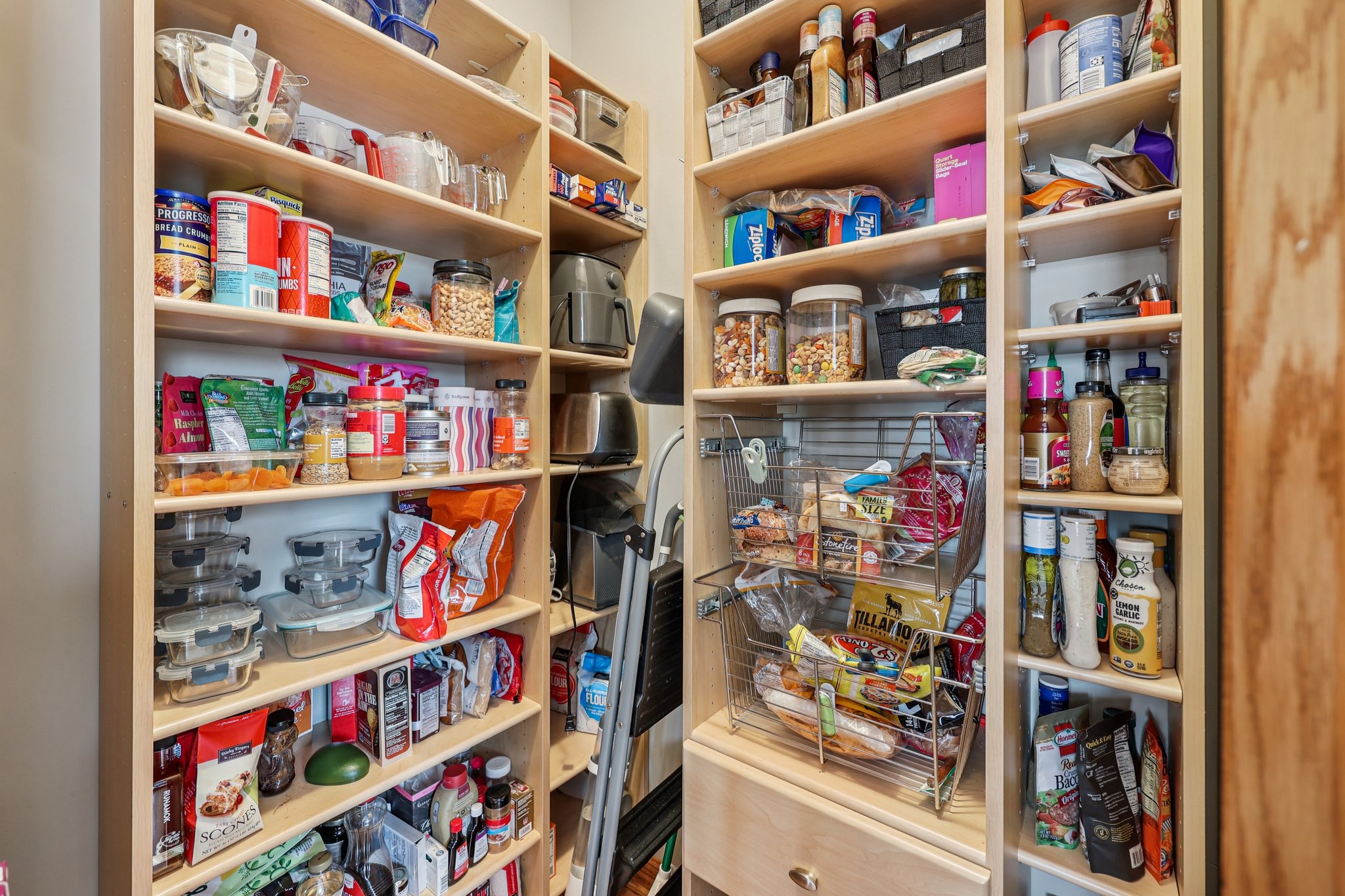 Nathan Ln-S1202-025.jpg