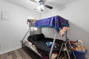  Photo 23