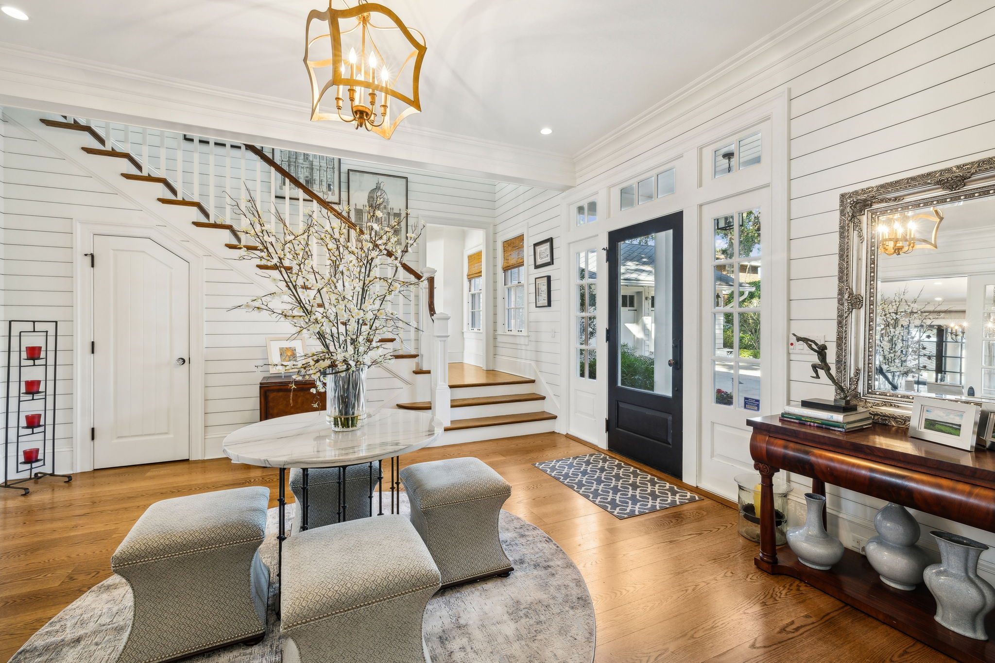Foyer / Grand Staircase