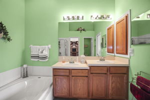 Bathroom 1 - 495A5788