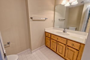  Photo 48