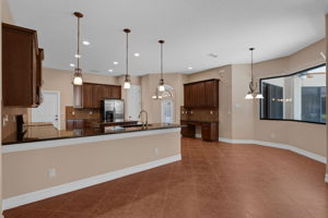 Kitchen/Breakfast Bar