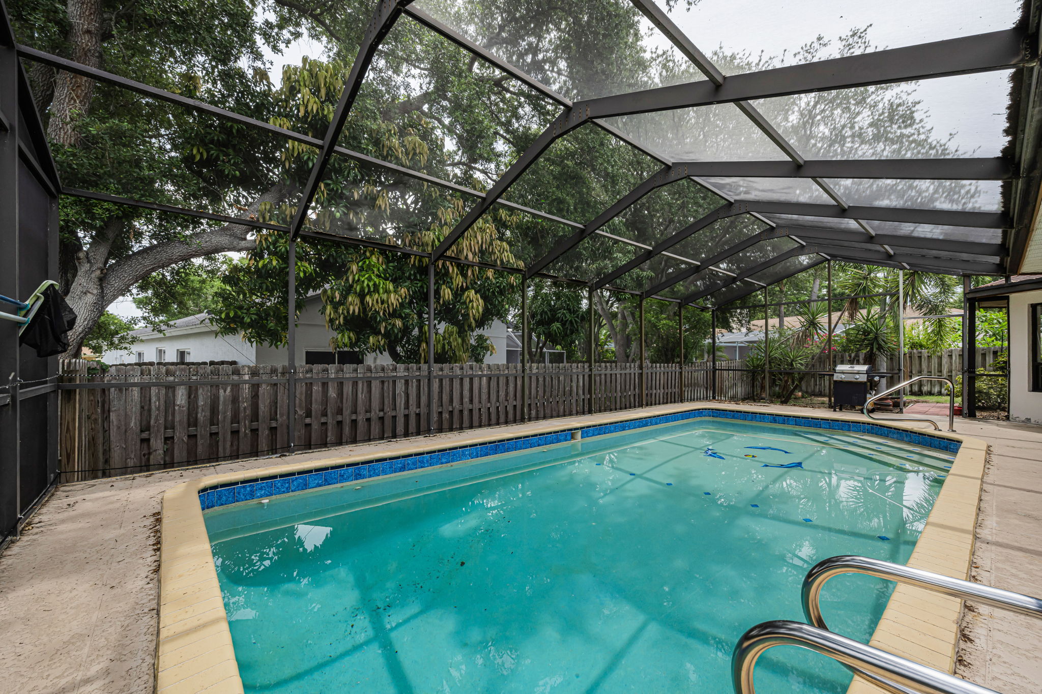 Pool 4