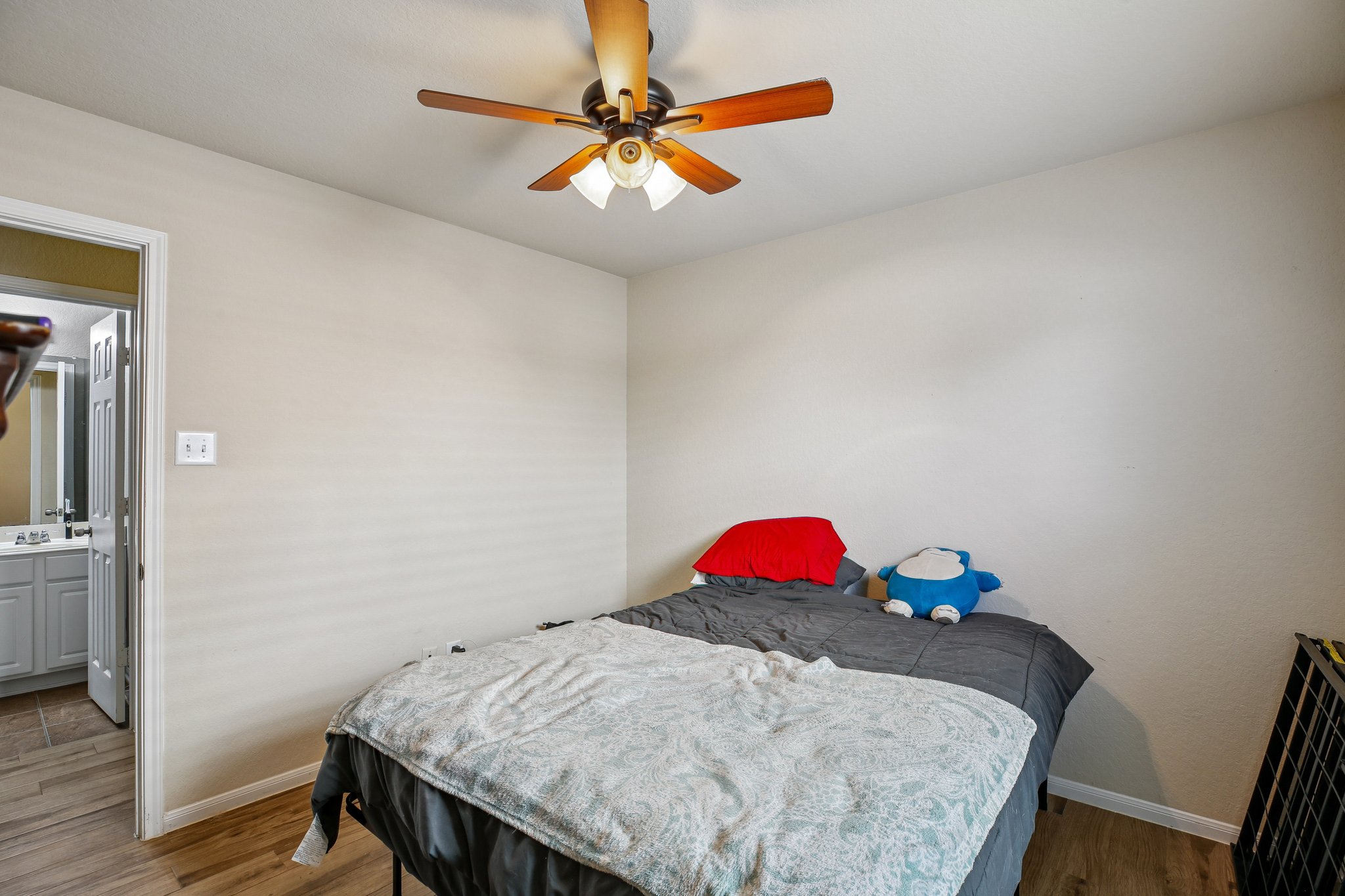 Wren Valley Trl-S1511-016.jpg