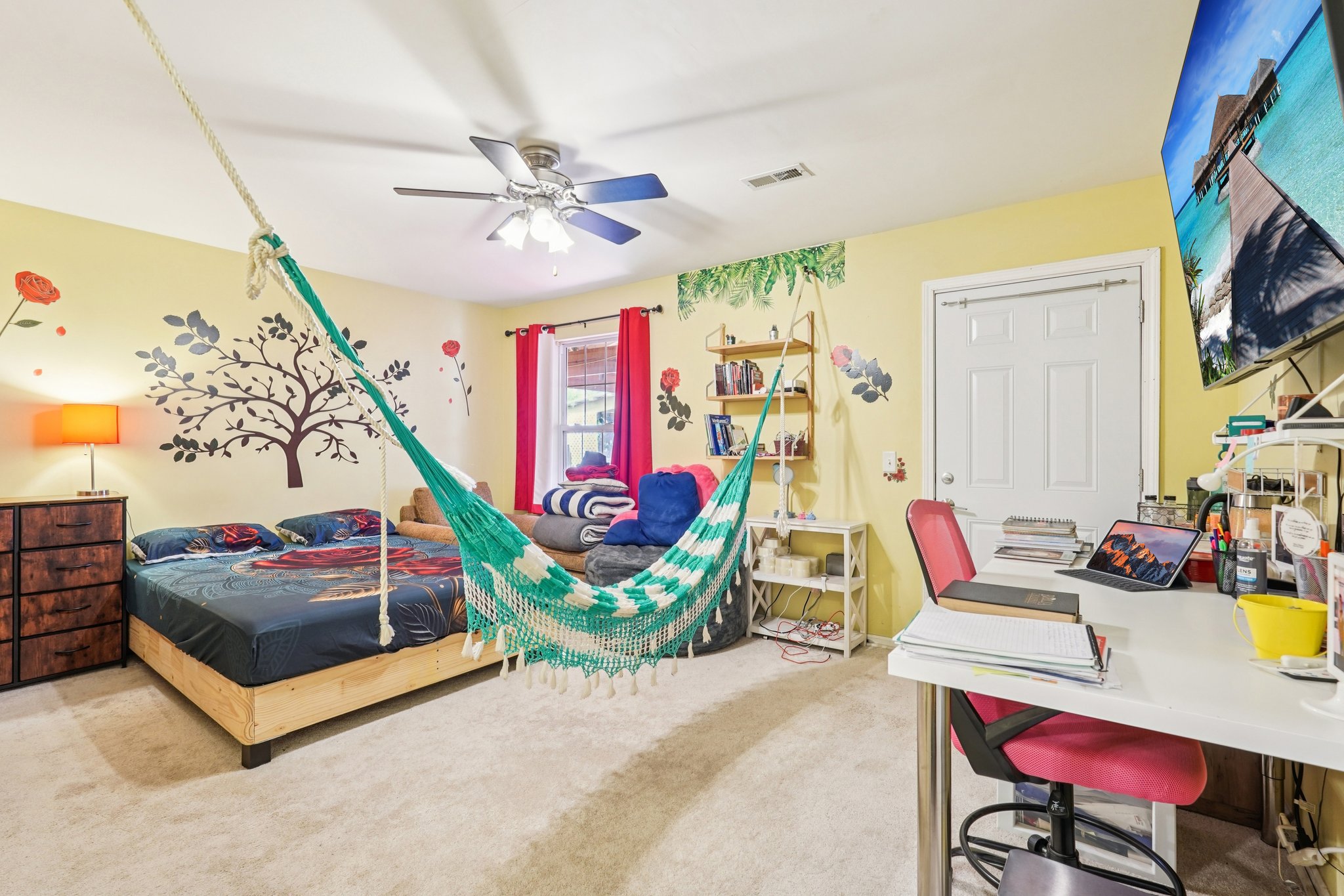 Century Dr-S0404-019.jpg