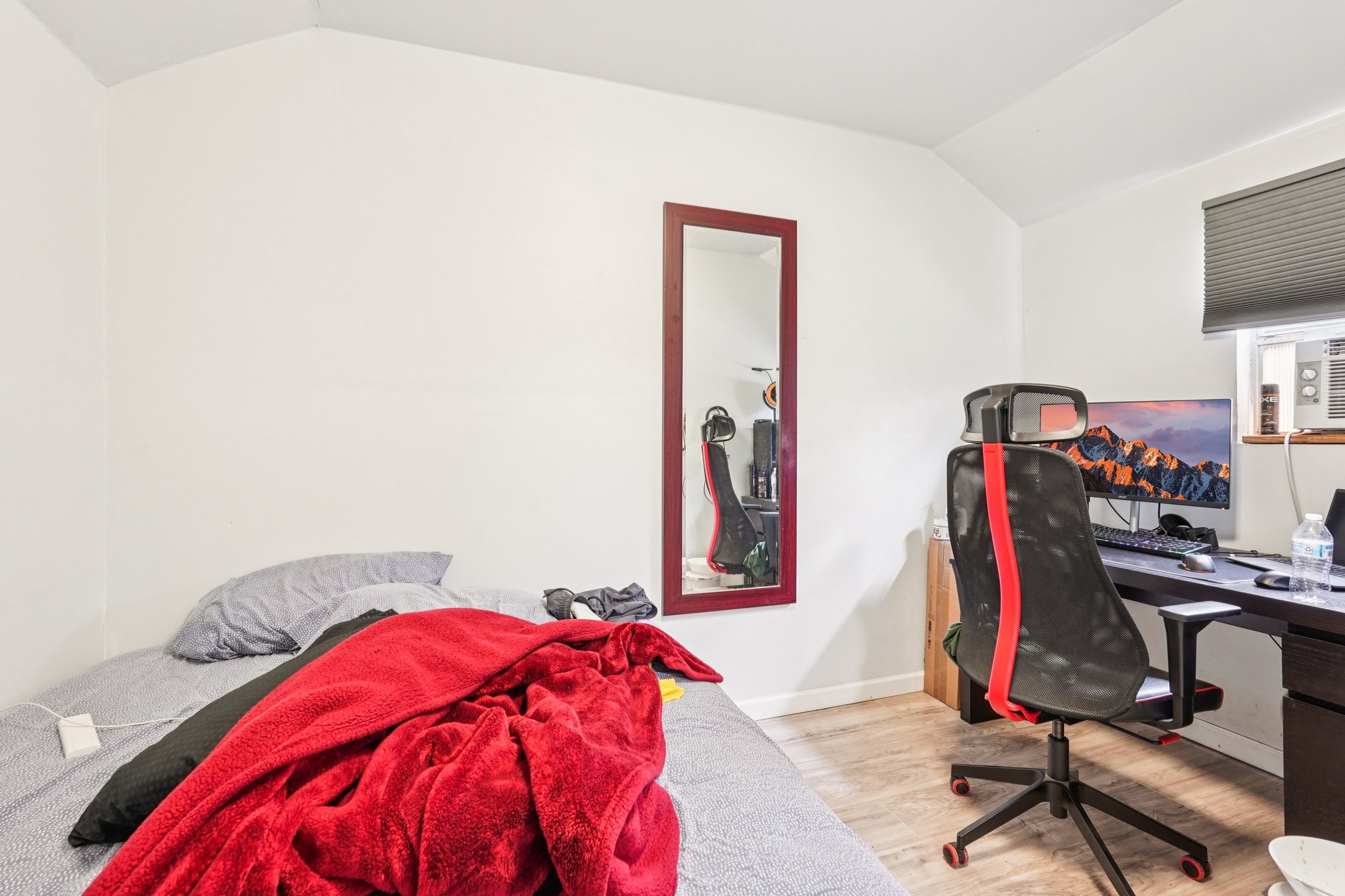 Century Dr-S0404-025.jpg