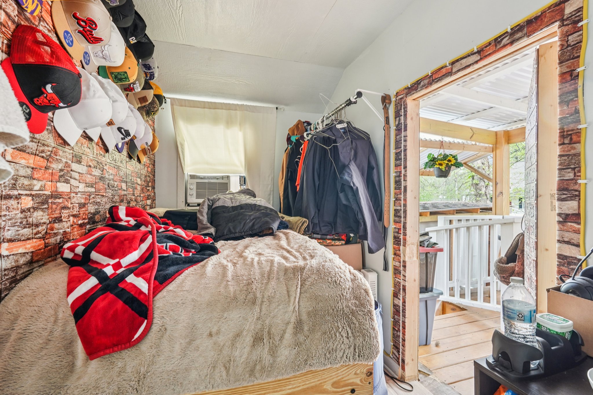 Century Dr-S0404-030.jpg