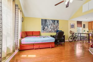 Century Dr-S0404-007.jpg