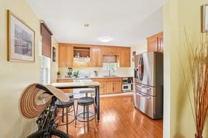 Century Dr-S0404-011.jpg