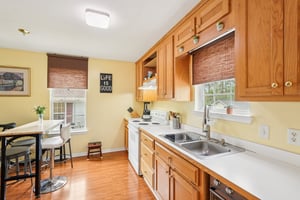 Century Dr-S0404-014.jpg