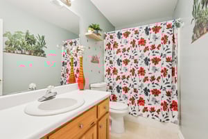 Century Dr-S0404-023.jpg