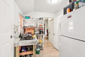 Century Dr-S0404-028.jpg