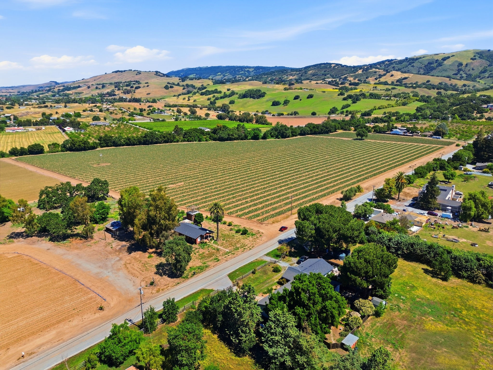 009_F8_AERIAL_3115 Leavesley Rd