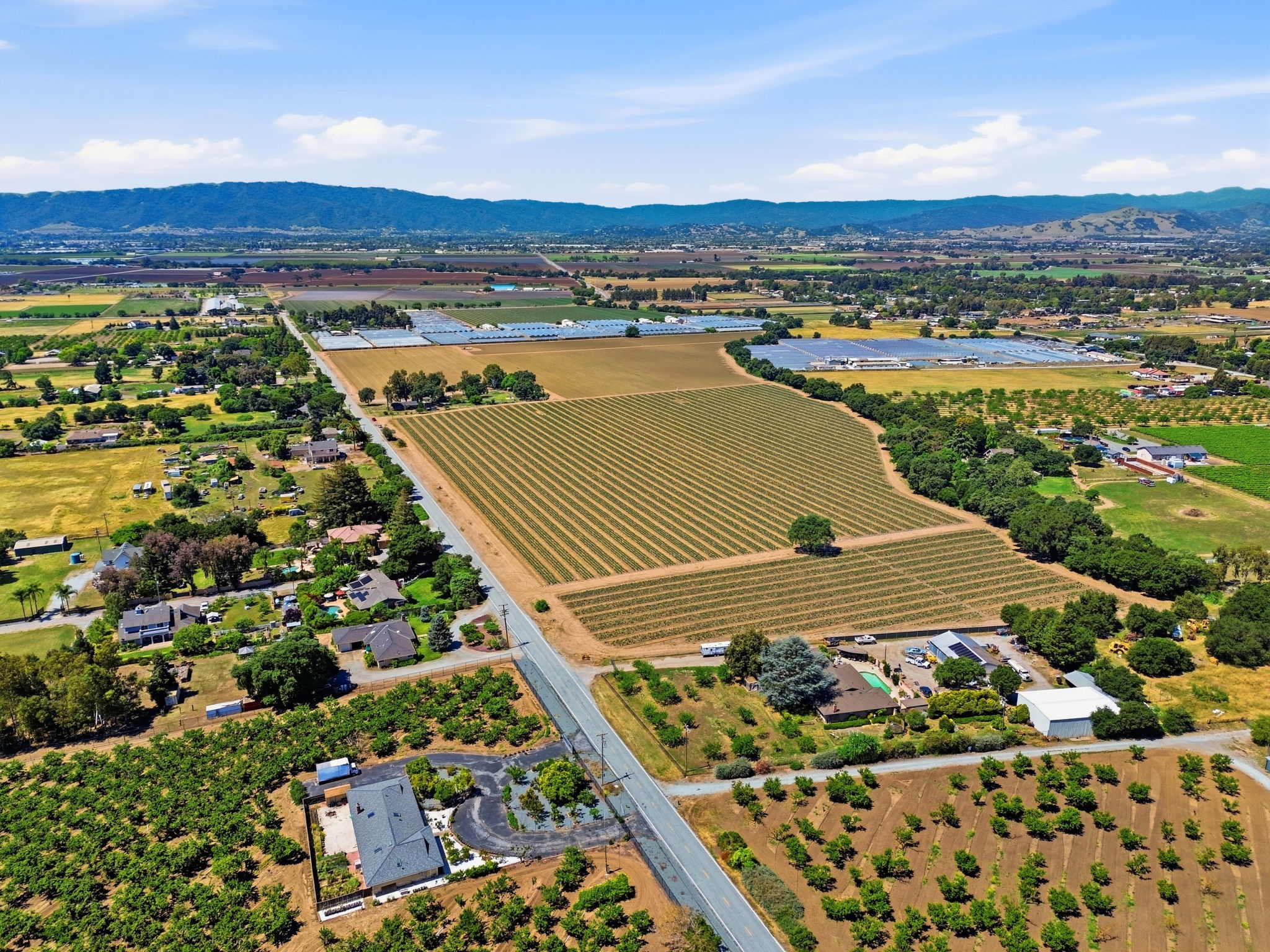 012_F8_AERIAL_3115 Leavesley Rd