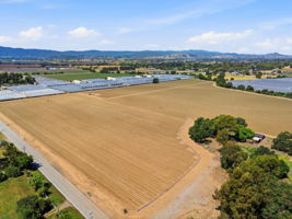 008_F8_AERIAL_3115 Leavesley Rd