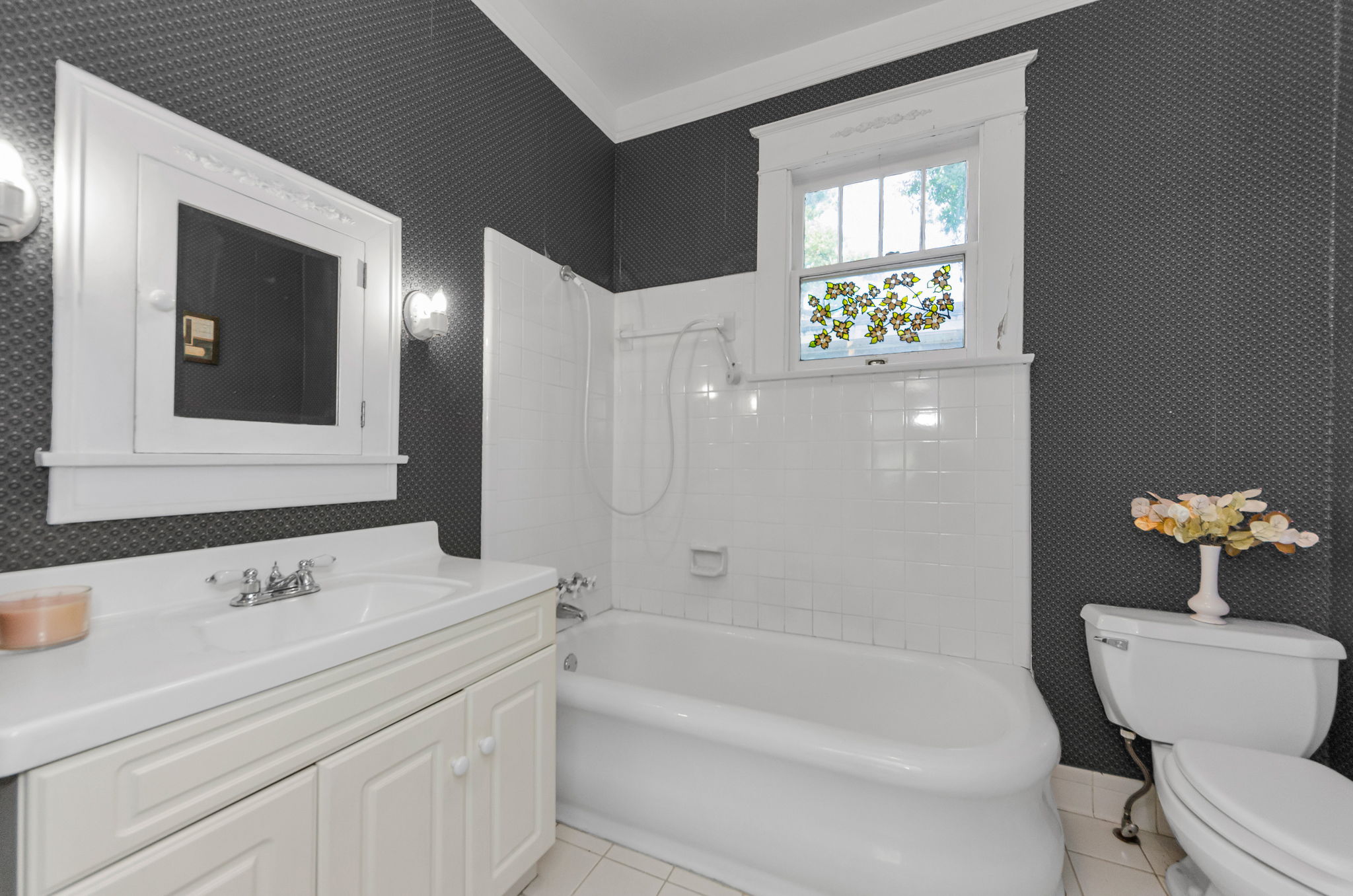 Bathroom 1a
