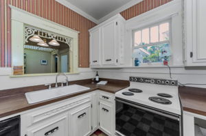 Kitchen 5