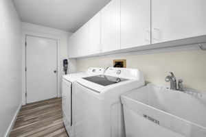 Laundry Room1a