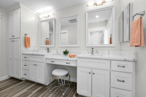 Master Bathroom1d
