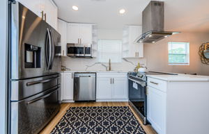 Kitchen 2-2