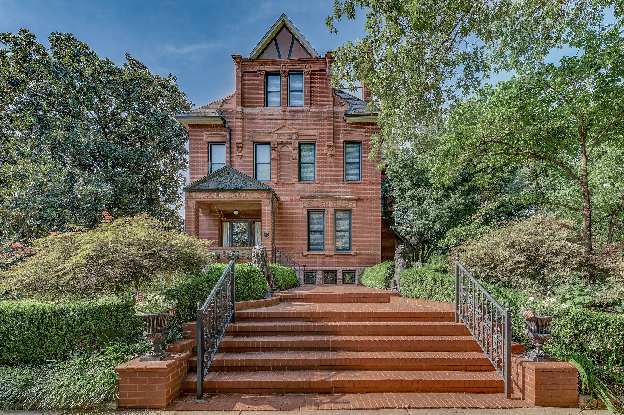  3117 Longfellow Blvd, St. Louis, MO 63104, US