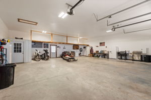 Garage 2